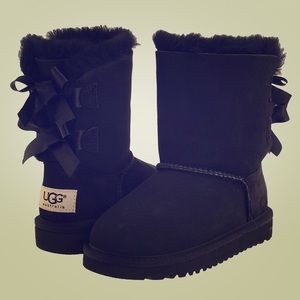 Girl UGGS